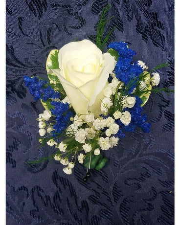 White Rose & Blue Bout.