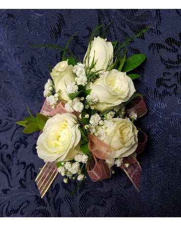 5 White Mini Rose Corsage